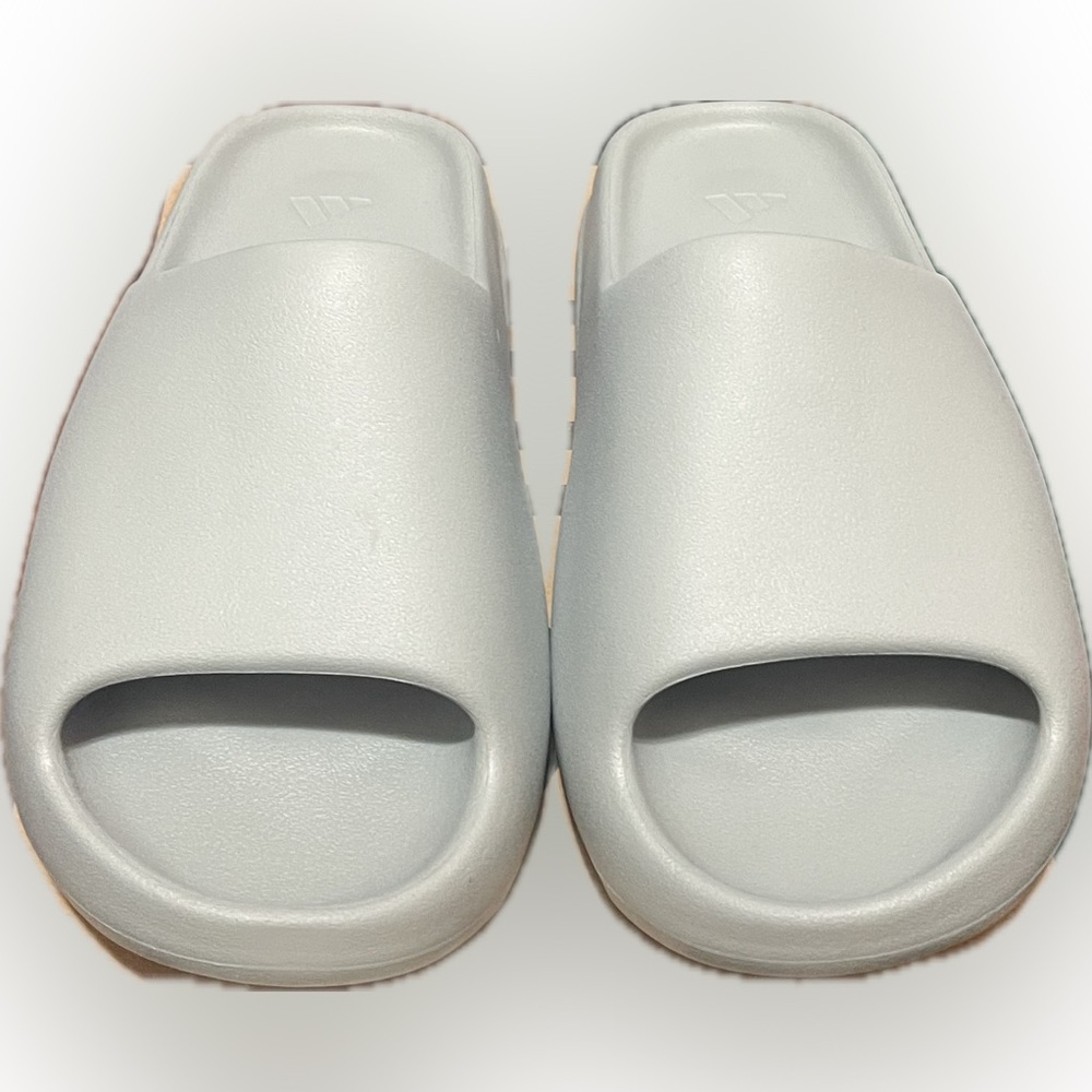 Adidas Yeezy Slides